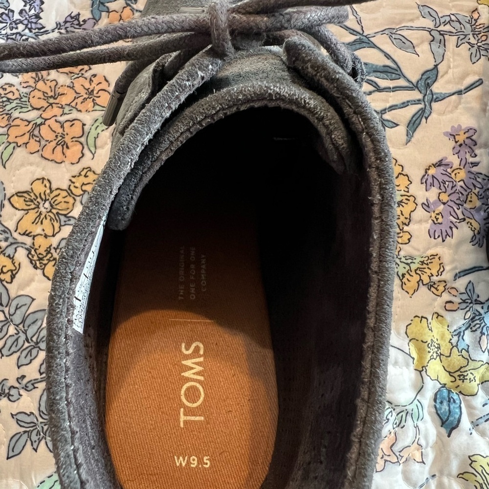 TOMS Women’s size 9.5 Kala wedge desert ankle boots in forged grey suede - Picture 8 of 9
